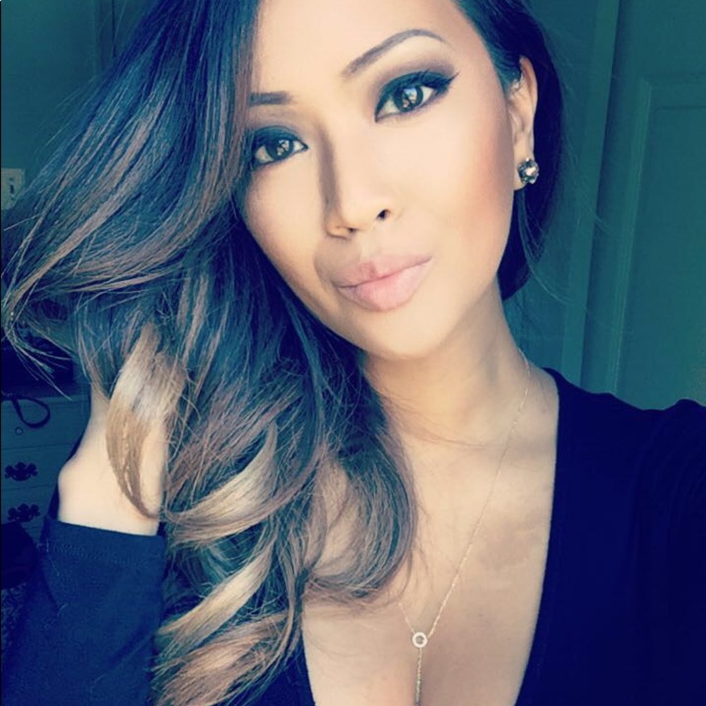 Meet your Posher, Crystal